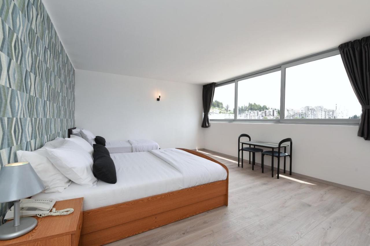 Hotel Tolero 普洛切 外观 照片