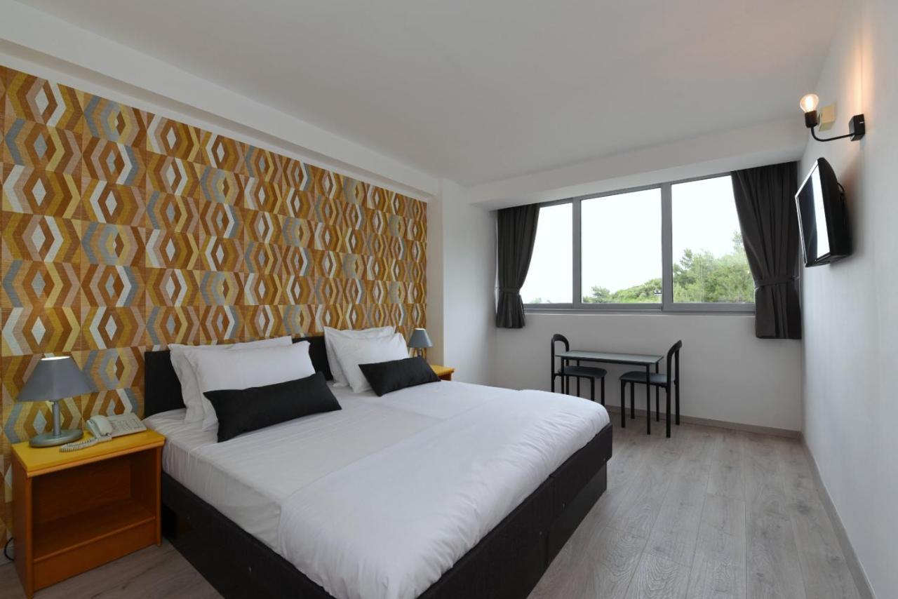 Hotel Tolero 普洛切 外观 照片